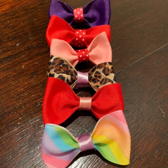 Hand Crafted Other - 🎉Just In🎉 Set of 6 Handmade Bow Clips